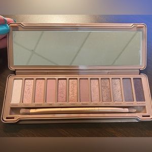 Urban Decay Naked 3 Palette - barely used!